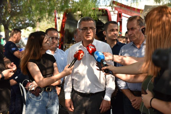 Erhürman, Limasol’da konuştu: “Şimdi dayanışma zamanıdır, yardıma hazırız”