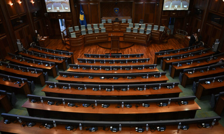 Kosova’da Meclis Başkanı 50’nci oylamada da seçilemedi