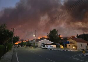 Tatar’dan Limasol’daki yangın için yardım teklifi