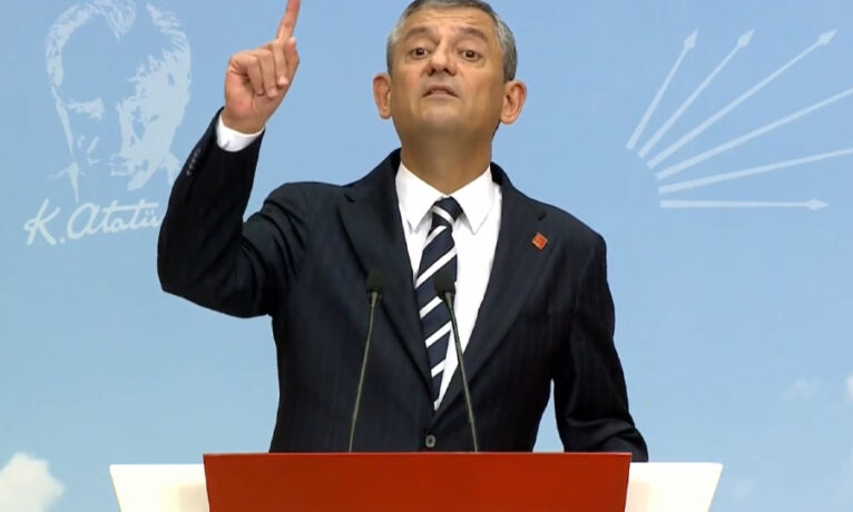 Özel’den Erdoğan’a: ”Bana bu milleti sokağa davet ettirme, aklını başına topla”