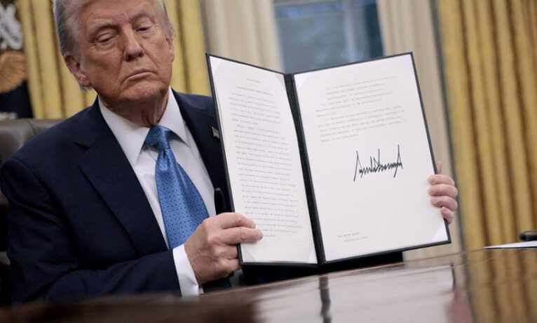 Trump: “AB mallarına yüzde 30 gümrük vergisi uygulanacak“