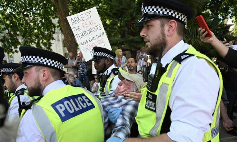 Britanya’da Filistin eylemlerinde 200 kişi gözaltına alındı