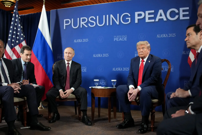 Trump-Putin zirvesi sona erdi: Liderlerden olumlu mesajlar