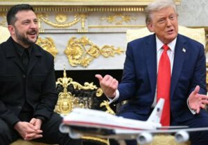 Zelenski askeri üniformayı çıkardı | Trump: Anlaşma için ateşkese gerek yok