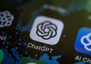 ChatGPT: Konuşmaları izliyoruz, zararlı içerikleri kolluk kuvvetine bildireceğiz