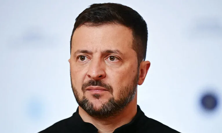 Zelenskiy: “Topraklarımızı işgalciye vermeyeceğiz”