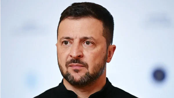 Zelenskiy: “Topraklarımızı işgalciye vermeyeceğiz”