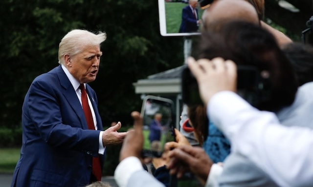 Trump: “Gazze’yi tamamen işgal planı İsrail’in kararına bağlı“