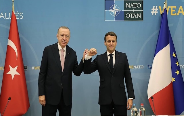 Erdoğan-Macron görüşmesi: Fransa lideri Türkçe paylaştım yaptı, İsrail’e tepki gösterdi