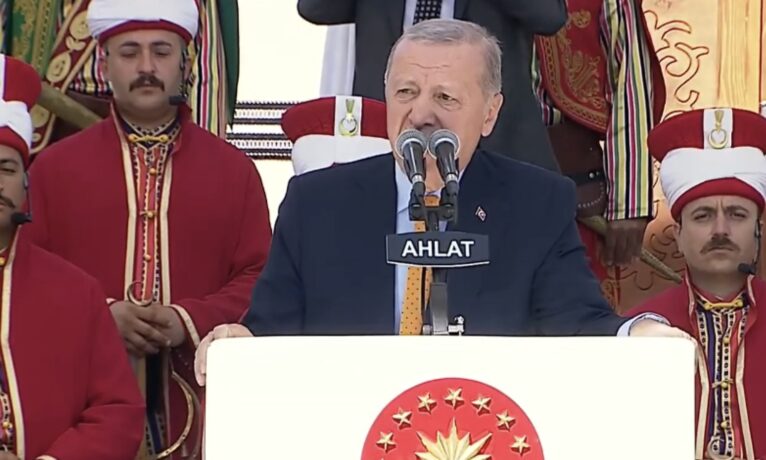 Erdoğan: “Son düzlüğe varmış bulunuyoruz”