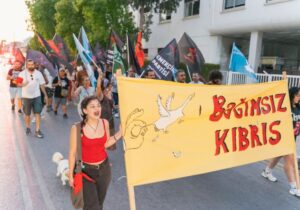 ABD, İngiltere ve Türkiye temsilcilikleri önünde bağımsızlık çağrısı