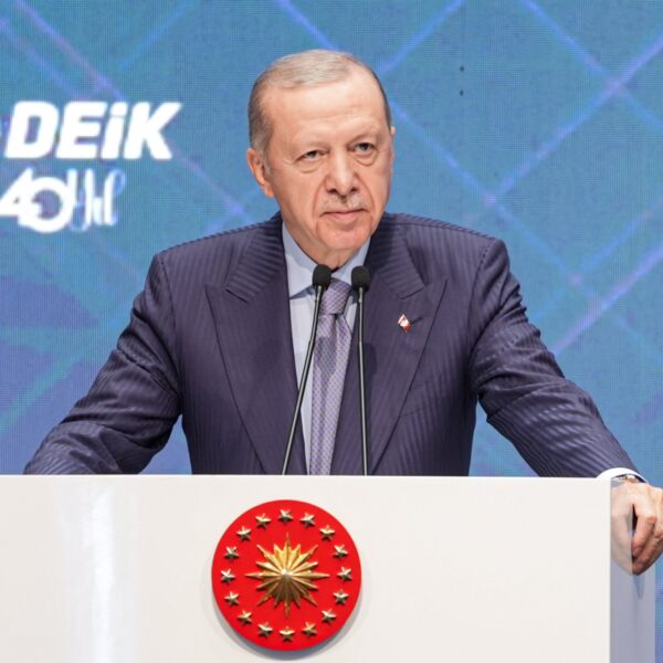 Erdoğan’a göre Türkiye ekonomisi artık ‘farklı bir lige’ yükseldi: “Milli gelir ilk kez 1 trilyon doları aştı”