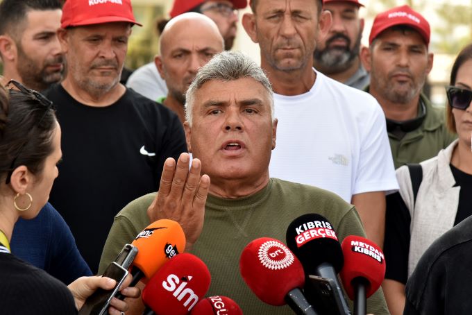 Koop-Sen: Maaşlar lütuf gibi ödendi, grev sürecek!