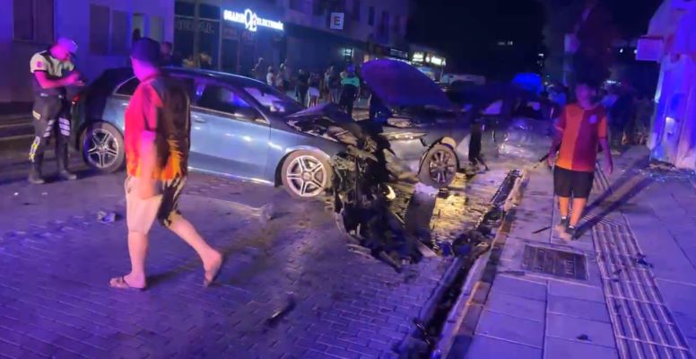 Lefkoşa’da korkutan kaza: 8 yaralı, 4’ü yoğun bakımda
