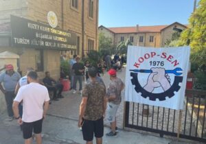 KOOP-SEN grevinde 6. gün: “İşten atmalara boyun eğmeyeceğiz!”