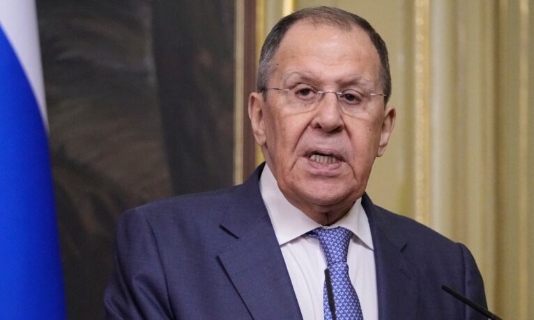 Lavrov: “Batı, Rusya-Ukrayna barış görüşmelerini engelliyor”