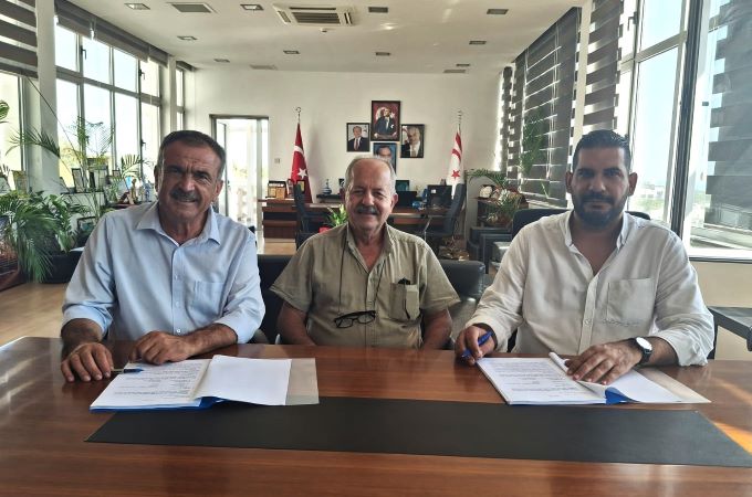 Mağusa’da Sakarya Mahallesi’ne kanalizasyon hattı için sözleşme imzalandı