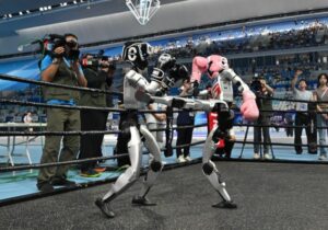 Dünyanın ilk İnsansı Robot Oyunları Pekin’de başladı