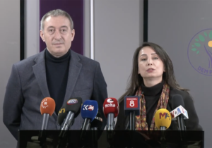 DEM Parti’den İBB operasyonuna tepki: “Barışın tesisi için operasyonlardan vazgeçilmeli”
