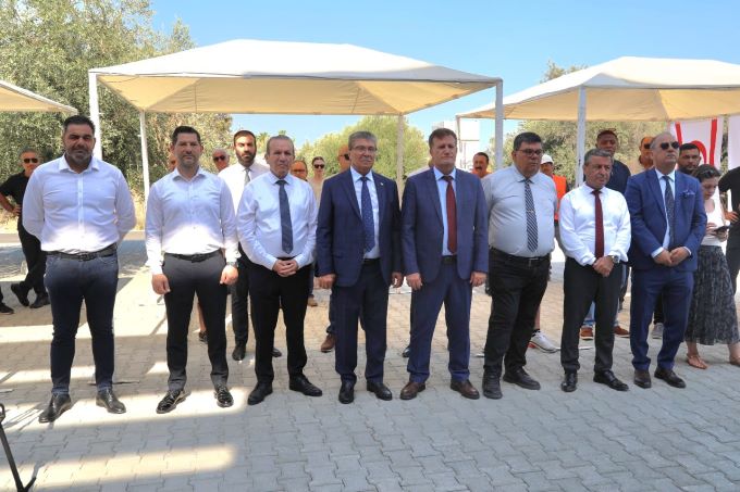Üstel: “Ne derlerse desinler biz iş üretmeye devam edeceğiz!”