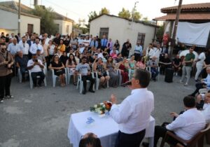 Üstel: “Gençlerimize kök salacakları toprak veriyoruz!”