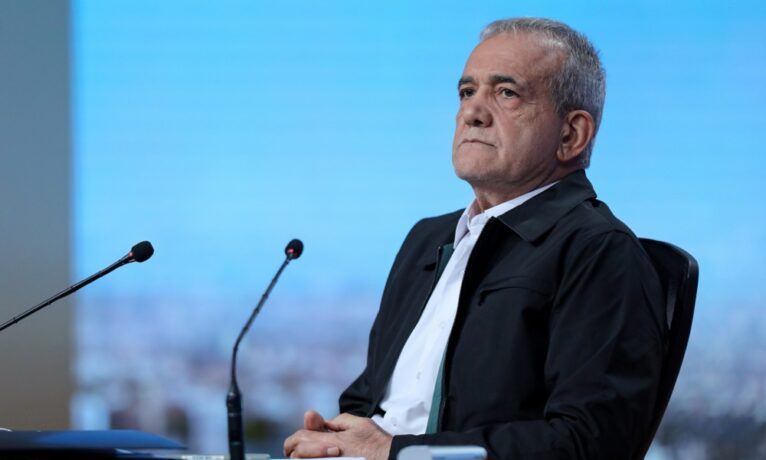 İran Cumhurbaşkanı, Müslüman ülkelere İsrail ile ilişkileri kesme çağrısında bulundu