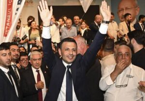 Mahkeme, CHP İstanbul İl Kongresi’nin iptal davasını esastan reddetti; kayyım boşa düştü!