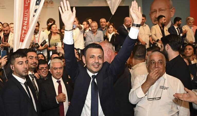 Mahkeme, CHP İstanbul İl Kongresi’nin iptal davasını esastan reddetti; kayyım boşa düştü!