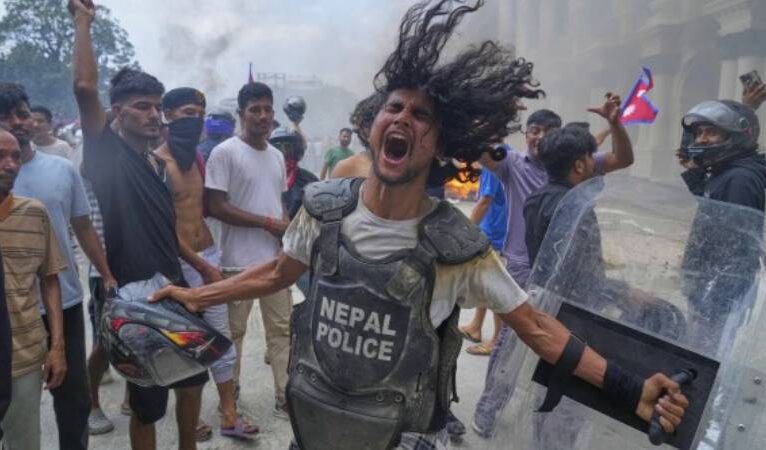 Nepal’deki protestolarda hayatını kaybedenlerin sayısı 51’e yükseldi