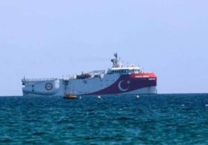 Ankara-Atina hattında Piri Reis gerilimi sürüyor
