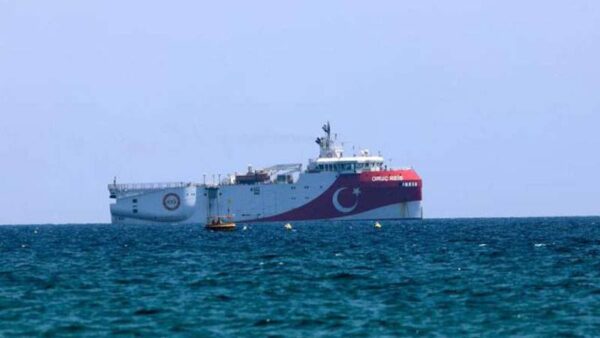 Ankara-Atina hattında Piri Reis gerilimi sürüyor