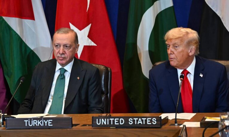 Gazze zirvesinde Erdoğan ile yan yana gelen Trump: “Bu saygı duyduğum liderlerle en önemli görüşmem, Gazze’deki savaşı bitireceğiz”