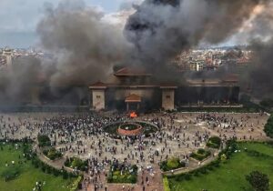Sosyal medya yasağı hükümeti devirmişti: Nepal’in yeni başbakanı Discord üzerinden belirlendi