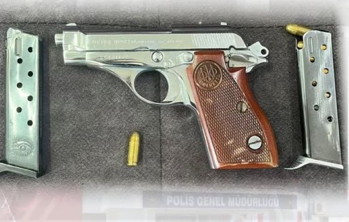 Lefkoşa’da “Hayalet Zırhı” Operasyonu: Tabanca ve şarjörler ele geçirildi