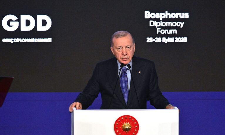 Erdoğan: “İsrail’e 100 milyar dolarlık hasar ödetilmelidir”