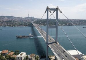 Bloomberg: AKP Boğaz köprülerini ve 9 otoyolu özelleştirmek için harekete geçti