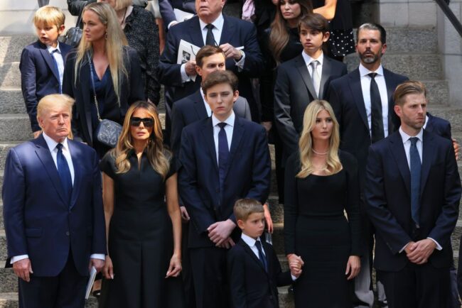 Trump ailesi bir gecede 6 milyar dolarlık servet kazandı!