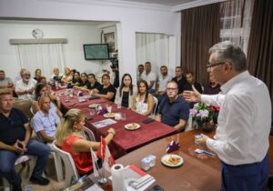 Erhürman: “Cumhurbaşkanlığı sembolik değil, dışarıya açılan tek siyasi penceredir”