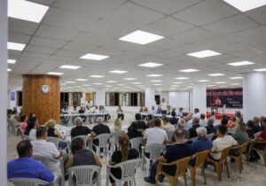 Erhürman: “Beş senede Tatar’ın hanesine yazacak hiçbir şey bulamıyorum”