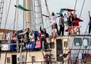 İsrail’den Gazze yardım filosuna İHA ve ses bombalarıyla saldırı