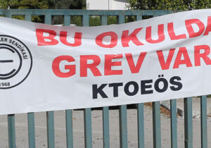 KTOEÖS’ten Atatürk Meslek Lisesi’nde uyarı grevi