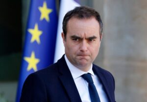 Macron başbakanlığa yakın müttefiki Lecornu’yu atadı