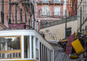 Lizbon’da füniküler faciası: En az 15 ölü, 18 yaralı
