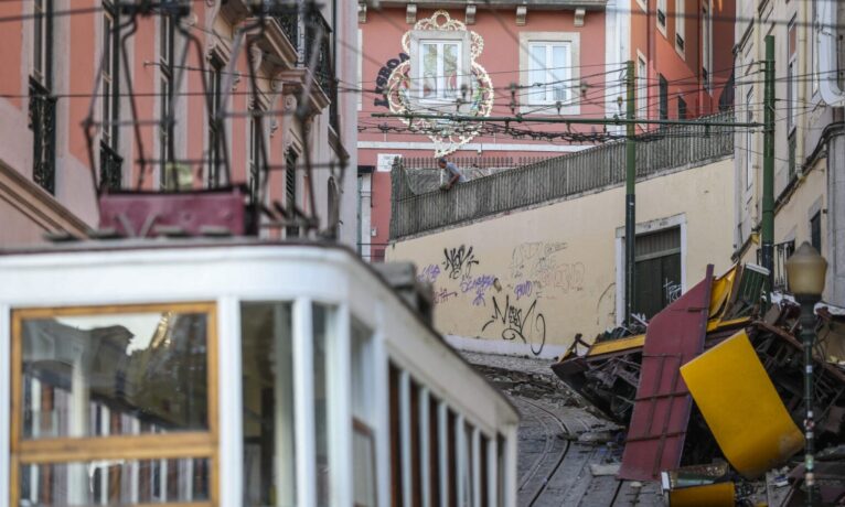Lizbon’da füniküler faciası: En az 15 ölü, 18 yaralı