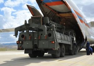 ‘Rusya S-400’leri geri istiyor, Ankara sıcak bakıyor’ iddiasına yalanlama
