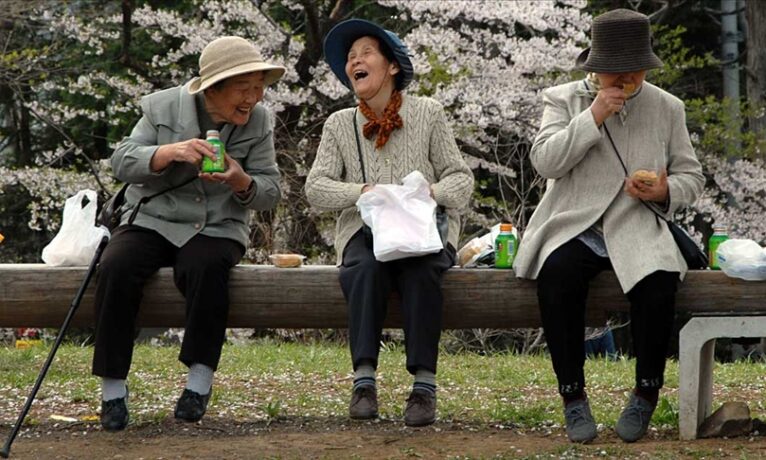 Japonya’da 100 yaş üstü kişi sayısı 100 bini aşmak üzere