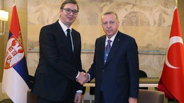 Ankara-Belgrad arasında “Kosova’ya dron” krizi | Sırp Cumhurbaşkanı: Türkiye, Batı Balkanlarda istikrar istemiyor, Osmanlı hayali kuruyor!