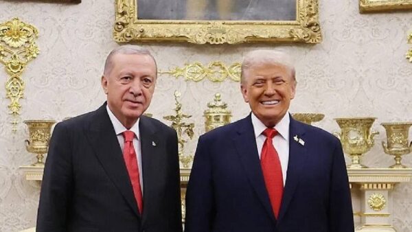 Trump’tan Erdoğan’a Gazze ateşkesi övgüsü: “Harikaydı, çok yardımcı oldu çünkü çok saygı duyulan biri”