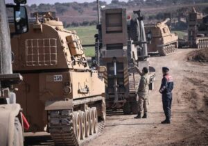 Bloomberg: Türkiye’nin Suriye’ye silah tedariki planları var; Ankara harekat iznini 30 kilometreye çıkarmayı istiyor