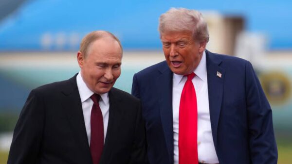 Kremlin duyurdu: Putin-Trump zirvesi yapılacak